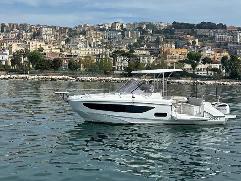 Location Bateau à moteur Bénéteau avec permis