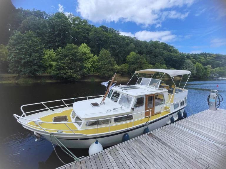 Location bateau Pedro 1020 à Saint-Nicolas des Eaux sur Samboat