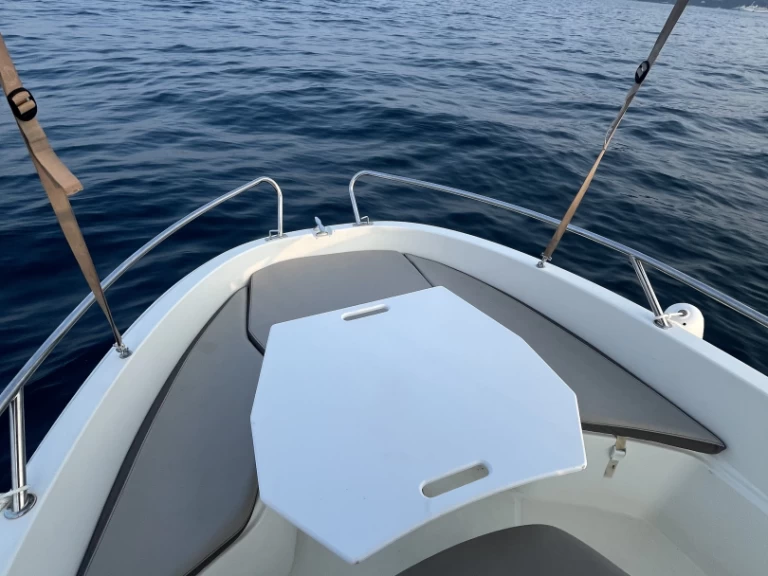 Location à Mandelieu-la-Napoule - Prusa Marine Prusa 450 sur SamBoat