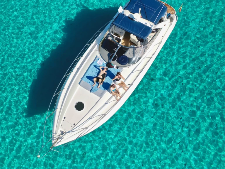 Location à Cannigione - Sunseeker Camargue 44 sur SamBoat