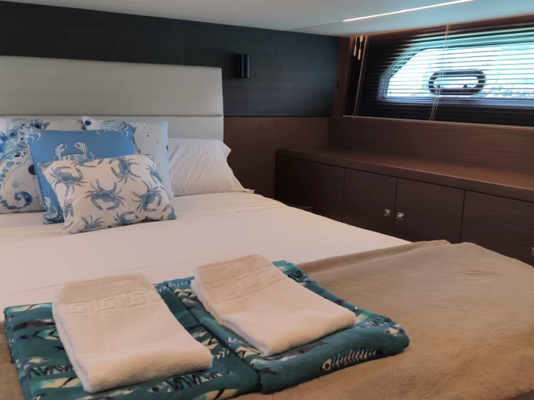 Location bateau Bavaria R40 Coupe à Cádiz sur Samboat