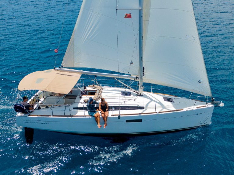 Louez un Jeanneau Sun Odyssey 349 à Road Town
