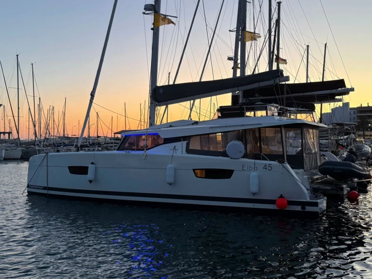 Location Catamaran Fountaine Pajot avec permis