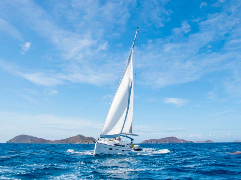 Location à Road Town - Bavaria Bavaria 37 sur SamBoat