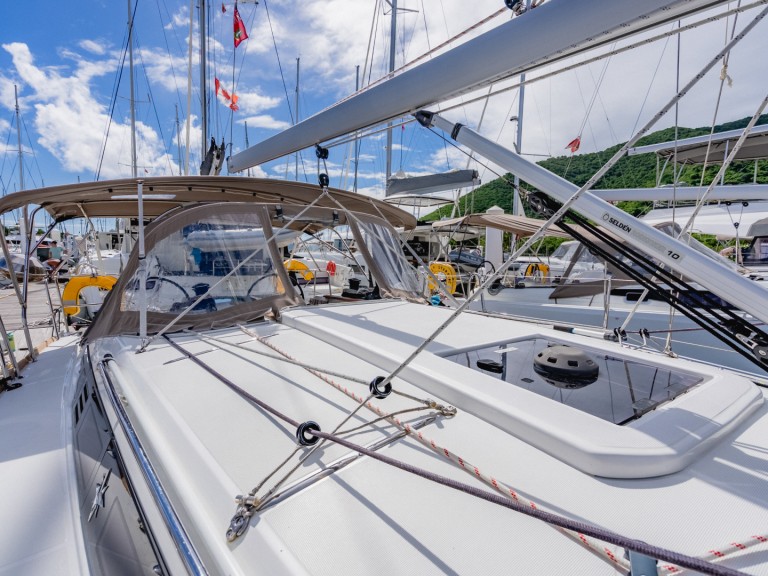Louez un Jeanneau Sun Odyssey 349 à Road Town