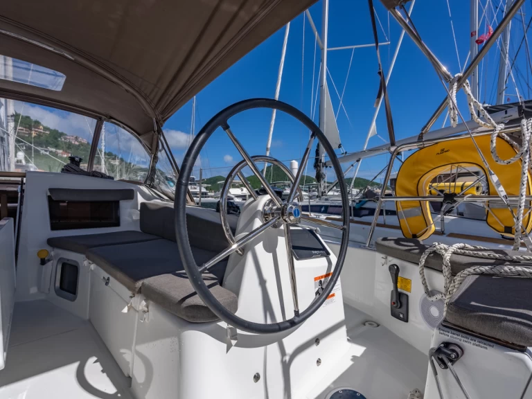 Jeanneau Sun Odyssey 410 a louer à Road Town
