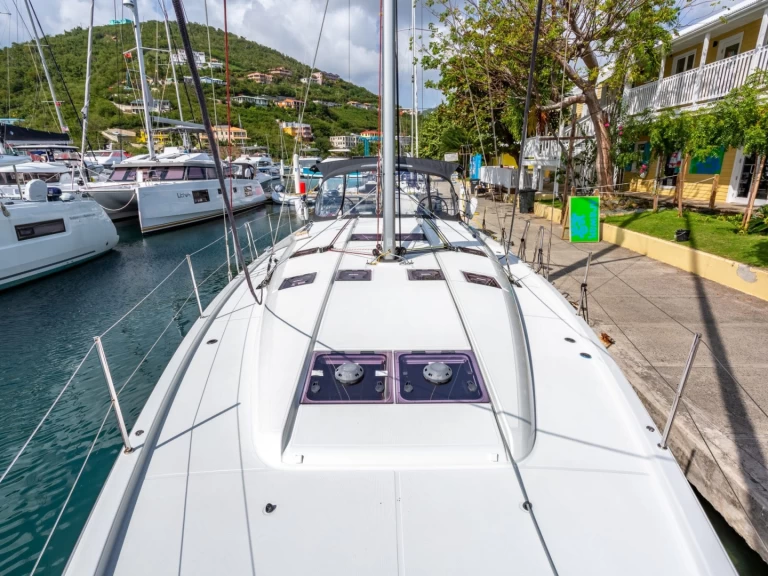 Louer Voilier avec ou sans skipper Jeanneau à Road Town