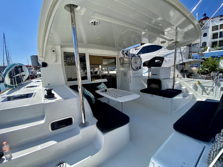 Catamaran à louer à Marina Vallarta au meilleur prix