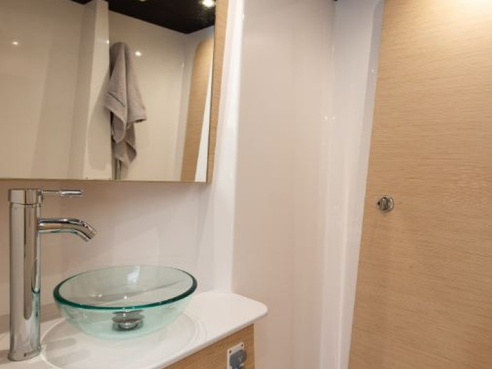 Dufour Dufour Catamarans 48 Sail a louer à Le Pirée