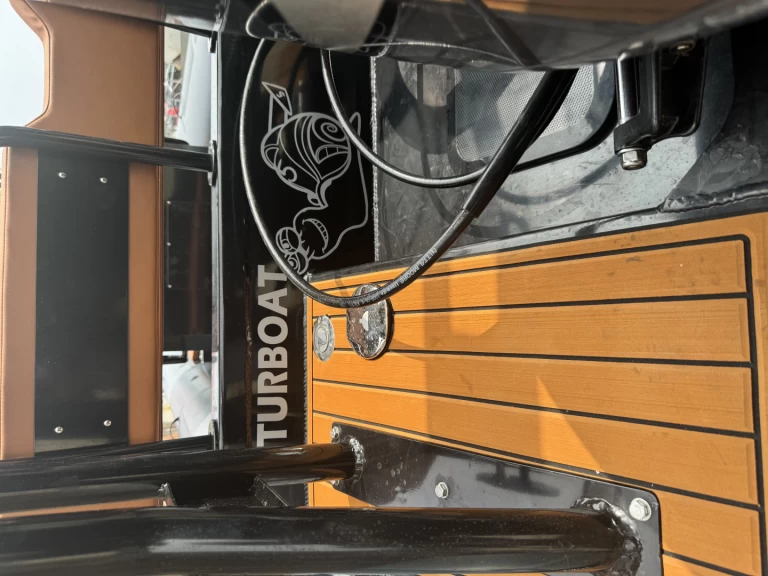 Louer Semi-rigide avec ou sans skipper Highfield à Cap Ferret