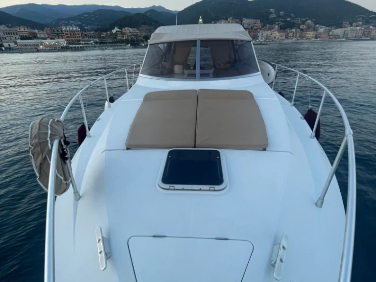 Location Bateau à moteur à Savone - Ferretti Open 43