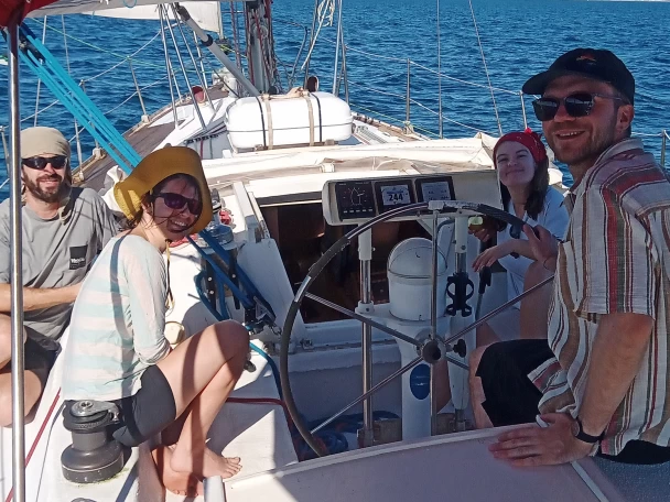 Location à Port-Camargue - Kit Marine KM 10.50 sur SamBoat