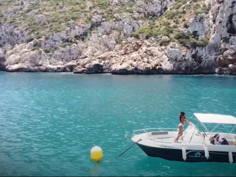 Location Bateau à moteur à Marina El Portet de Dénia - Pacific Craft Pacific Craft 670 Open