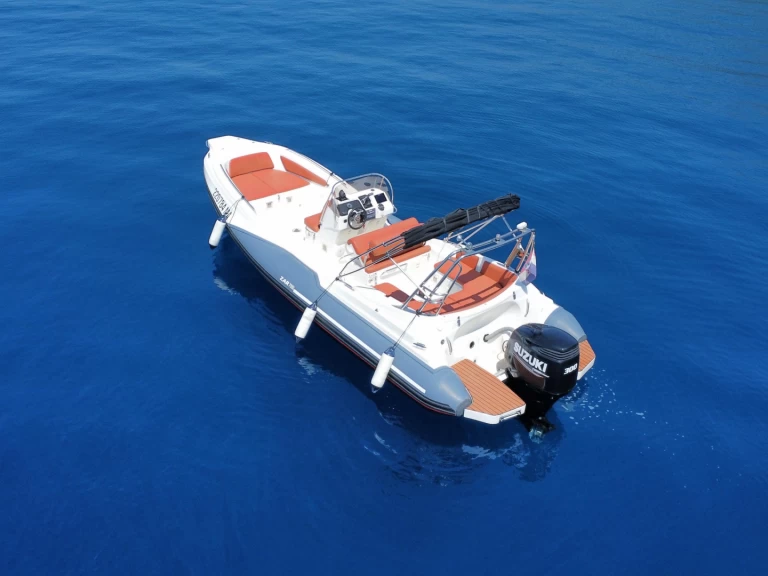 Location Bateau à moteur Zar avec permis