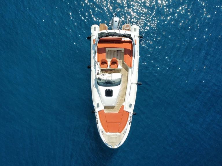 Location bateau Aquamax Aqumax B-27F à Makarska sur Samboat