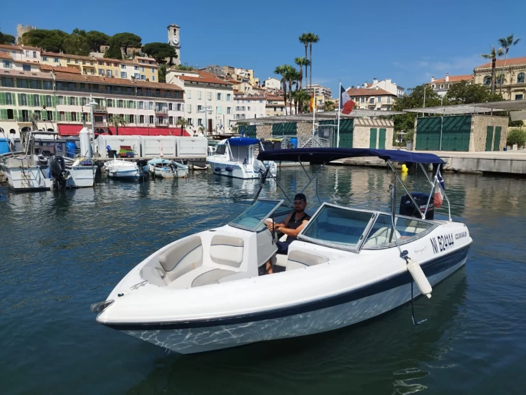 Location bateau Four Winns Horizon 180 à Vieux Port de Cannes sur Samboat