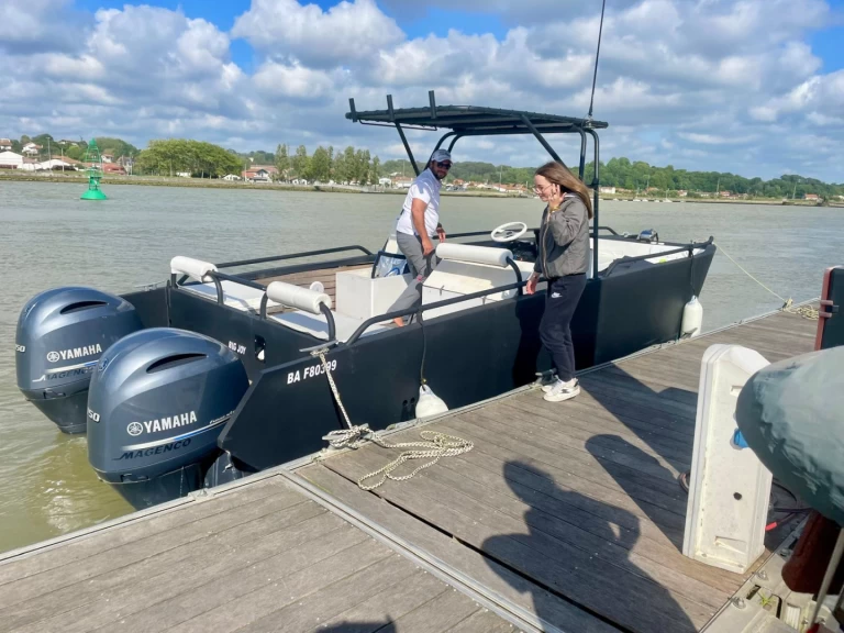 Louez un Pita Yacht Catamaran One Off à Hendaye