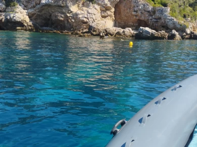 Noleggio a Cannes – Zodiac 6, 50m Expédition  su SamBoat