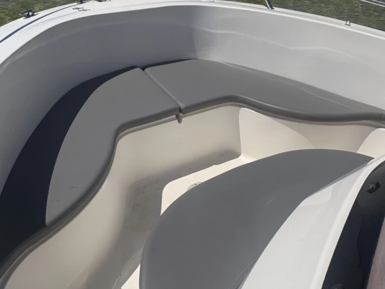 Louer Bateau à moteur avec ou sans skipper Pacific Craft à Sanguinet