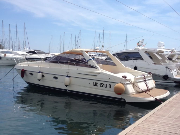 Louer Bateau à moteur avec ou sans skipper Ilver à La Spezia
