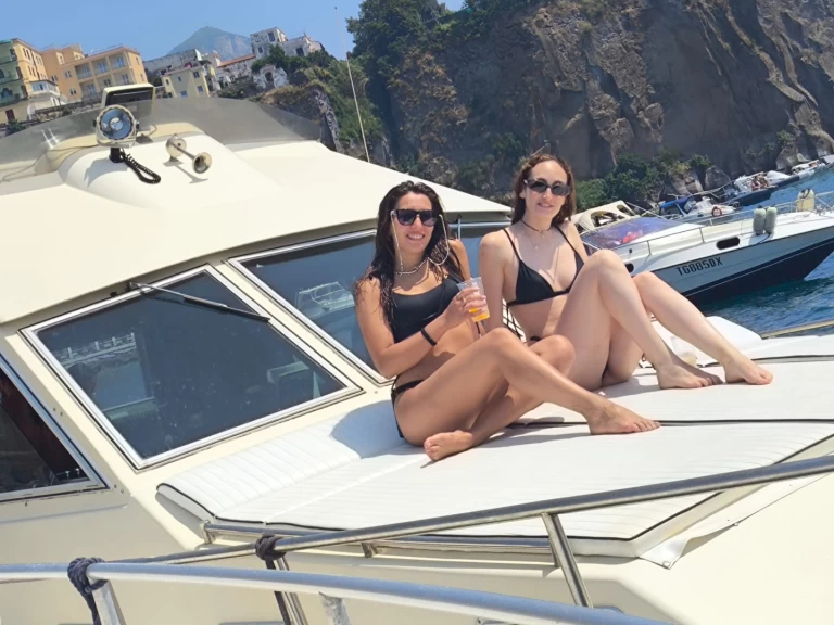 Raffaelli Regal 35 a louer à Castellammare di Stabia