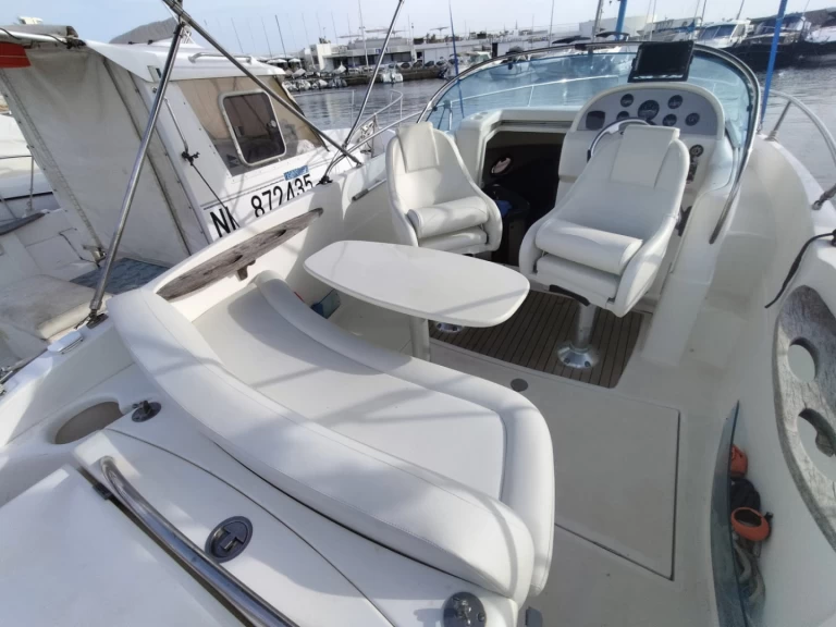 Location à Cannes - Rio Rio 750 Cabin Cruiser sur SamBoat