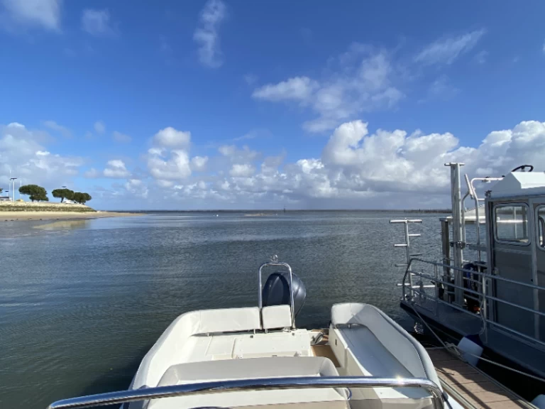 Location bateau Zodiac NZ-O 760 à Arcachon sur Samboat