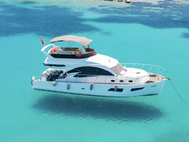 Location Bateau à moteur San Lorenzo avec permis