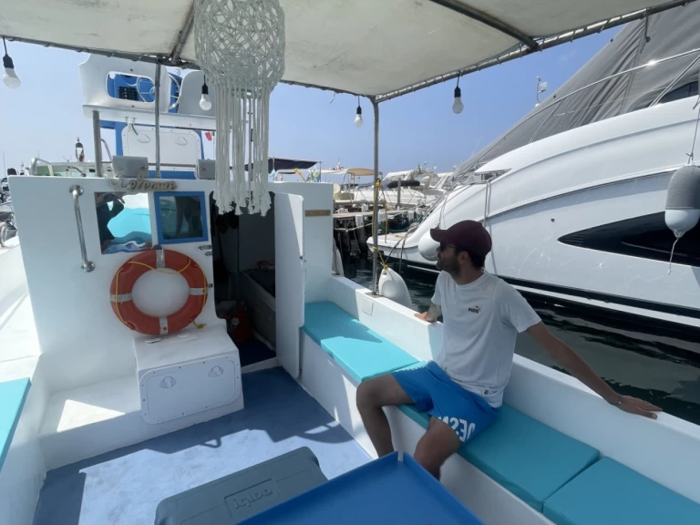 Location bateau Naples pas cher vintage lancia 