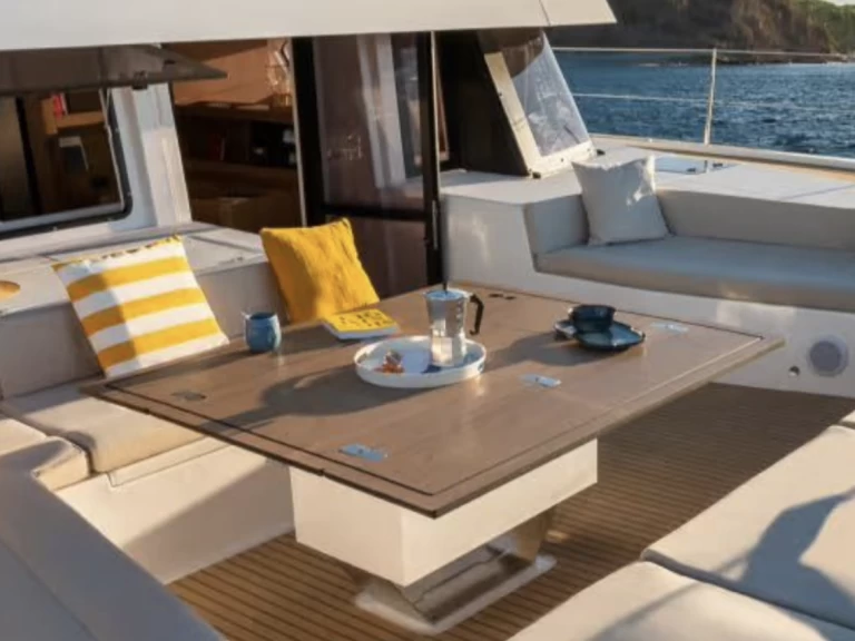 Location Catamaran à Port Cogolin - 15 BALI 5.8