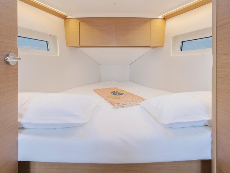 Location Voilier à Hyères - Jeanneau Sun Odyssey 350