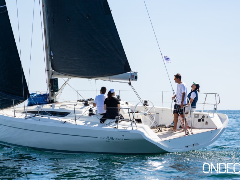 Louer Voilier avec ou sans skipper Italia Yachts à Le Pirée