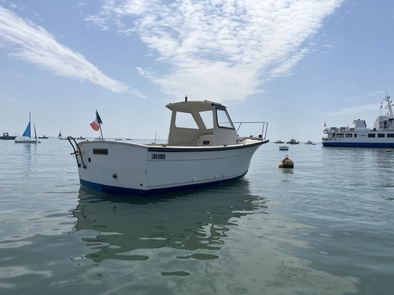Bateau à moteur à louer à Île-d'Aix au meilleur prix