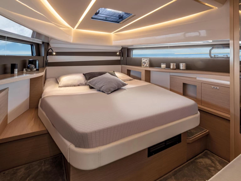 Bateau à moteur à louer à Hyères au meilleur prix