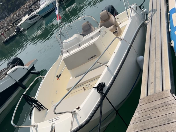 Location Bateau à moteur Quicksilver avec permis