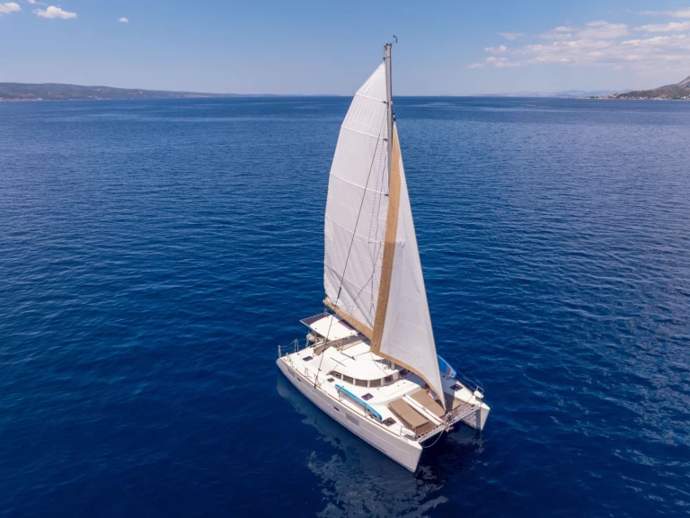 Location à Omiš - Lagoon Lagoon 380 S2 sur SamBoat