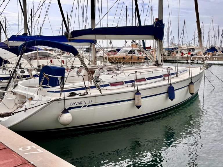 Location bateau Sanremo pas cher Bavaria 38