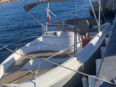 Hire Motorboat with or without skipper B2 Marine Marseille