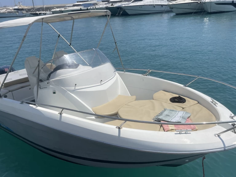 Louez un Bénéteau Flyer 650 Open à Nice