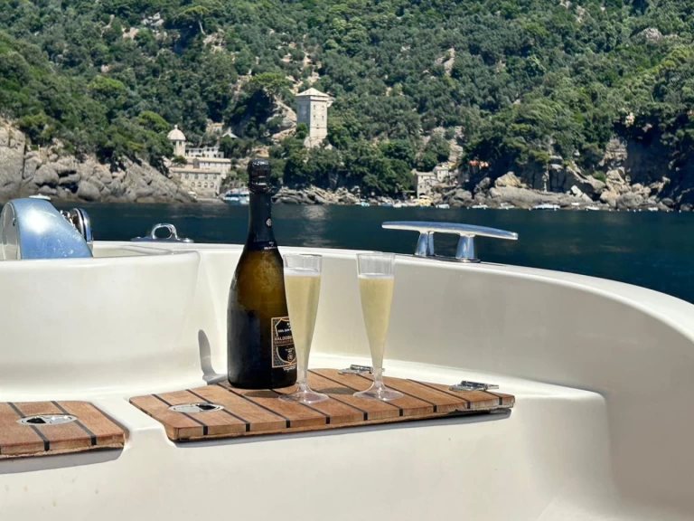 Location Semi-rigide Italiamarine avec permis