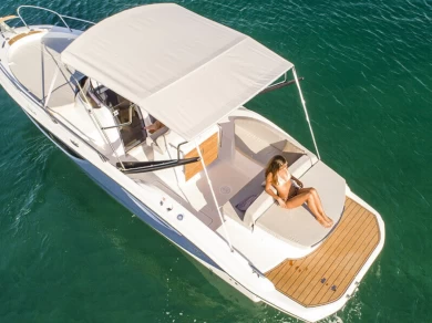 Hyr en Sessa Marine Key Largo 27 Inboard Saint-Jean-Cap-Ferrat 