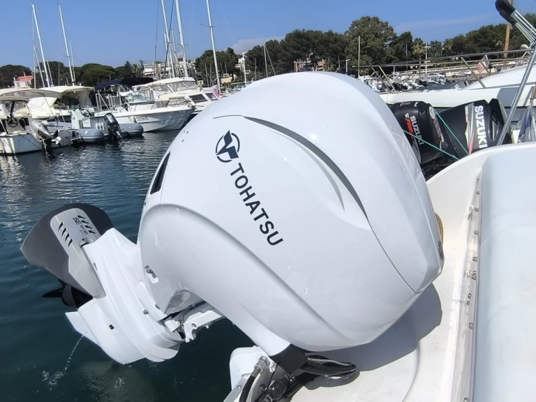 Location bateau Saint-Raphaël pas cher Sundowner 195