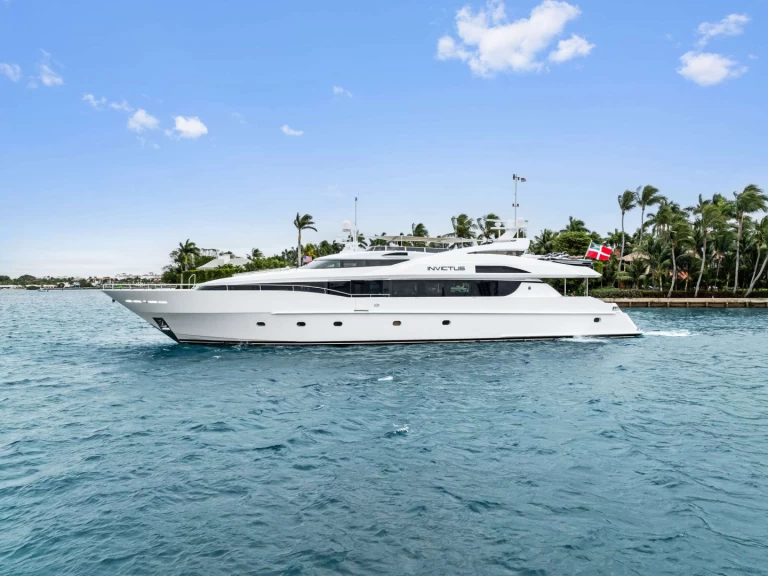 Palmer Johnson INVICTUS a louer à Newport