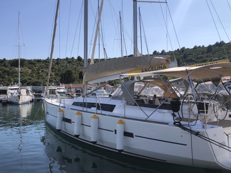 Dufour Dufour 460 Grand Large a louer à Primošten