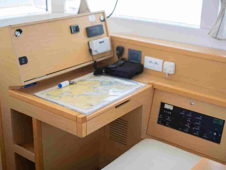 Location à Punat - Lagoon Lagoon 39 sur SamBoat