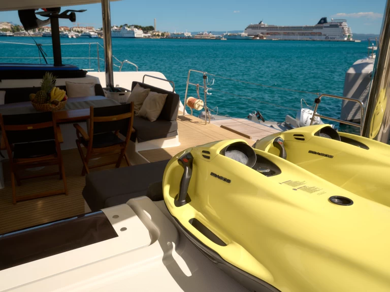 Location bateau Lagoon Lagoon 52 F à Trogir sur Samboat