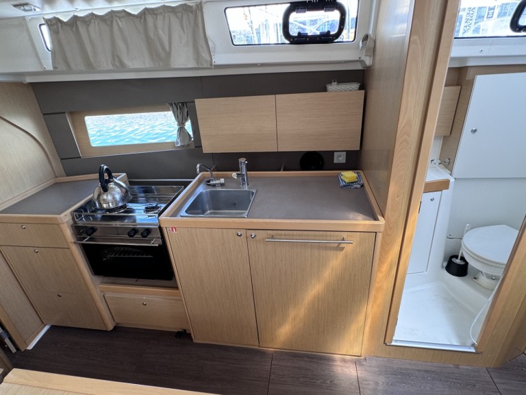 Location Voilier à Sukošan - Bénéteau Oceanis 38