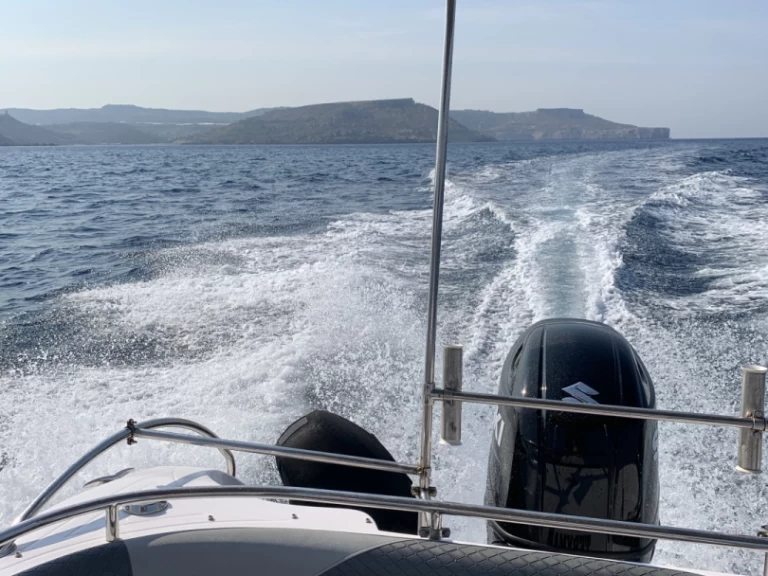 Location bateau Tas-Sliema pas cher Bluline 21 Ft Open