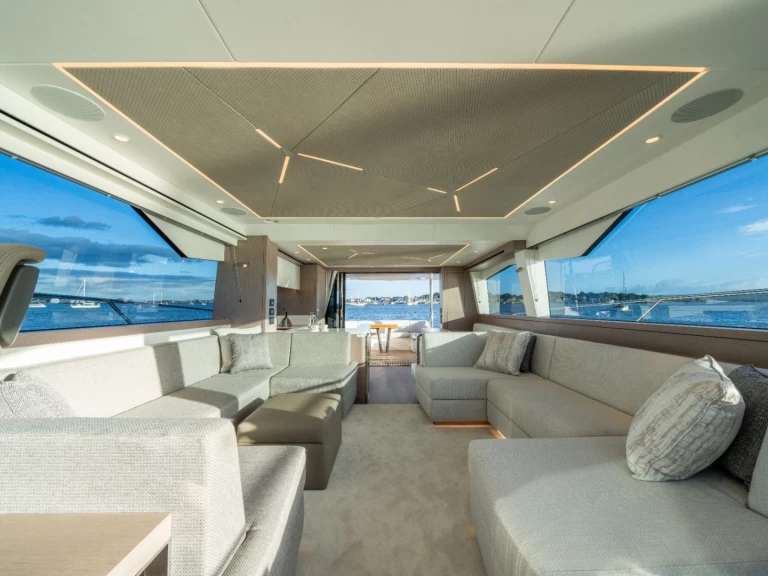 Location Yacht Sunseeker avec permis