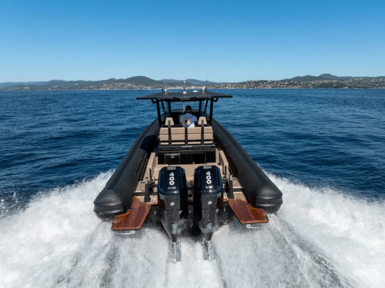 Location bateau Cogolin pas cher SEA WATER 320